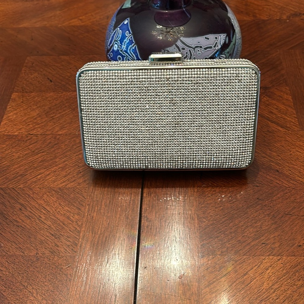 Retired Piece- Michael Kors clutch